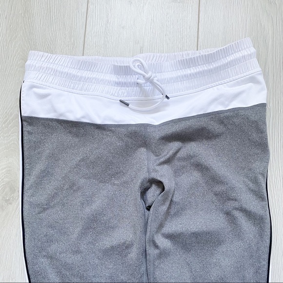 Fabletics Skinny Crop Joggers - Picture 2 of 8